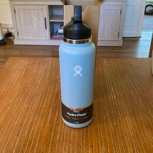 Hydro Flask Wide Mouth Straw Lid - Stainless Steel Reusable Water Bottle - 40oz